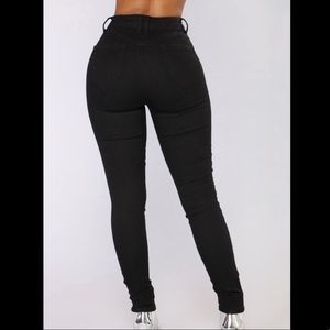 FASHION NOVA 🍑 Booty Booty Booty Everywhere Jeans